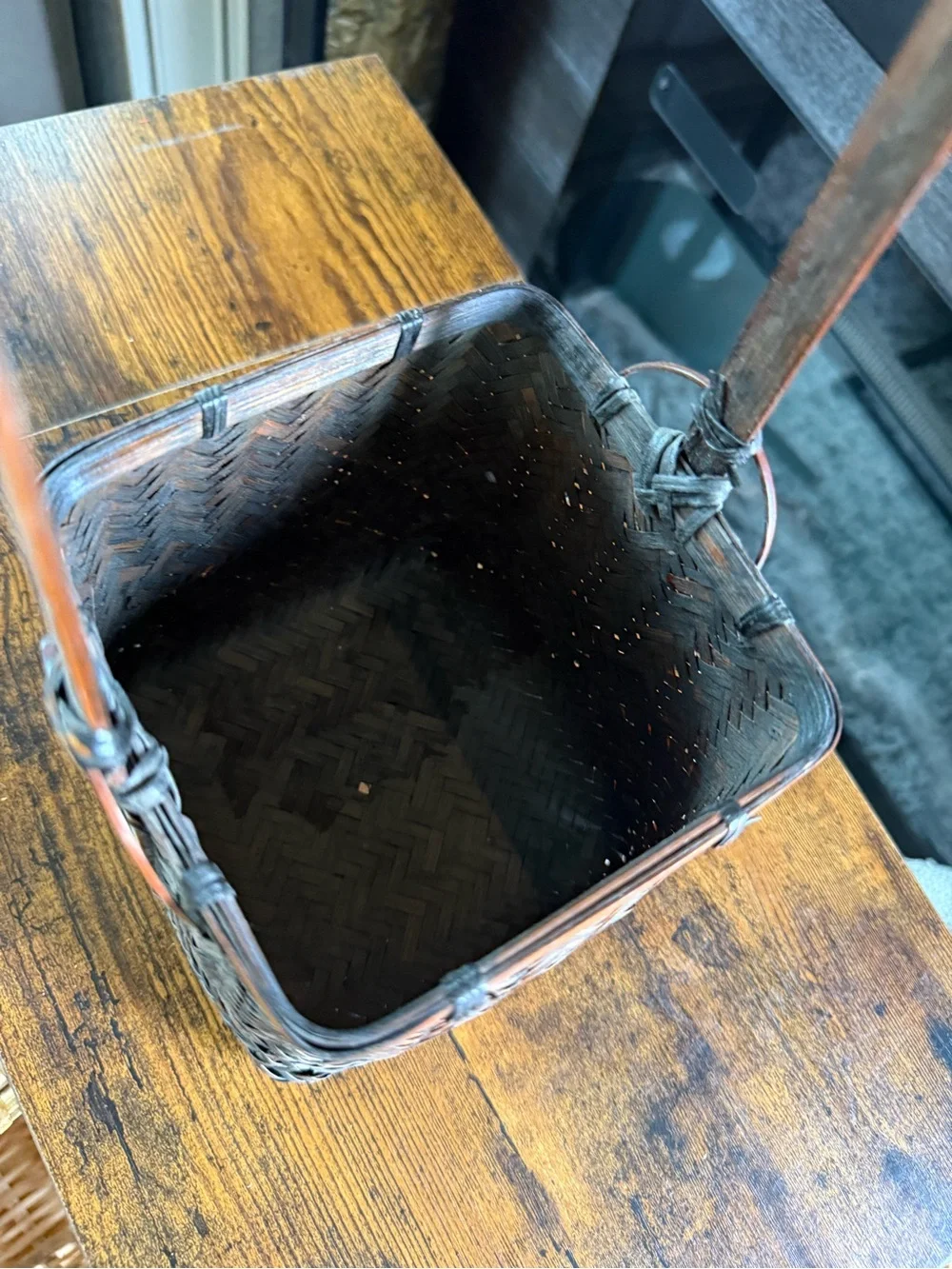 Source Unknown Brown Woven Handled Basket